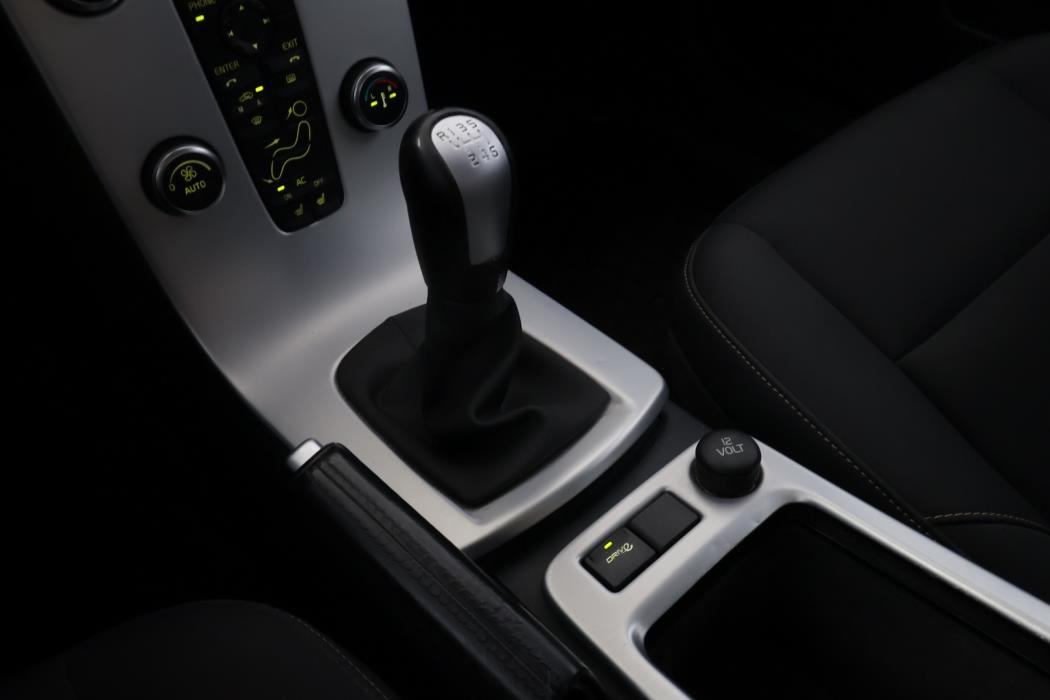 VOLVO S40 2012