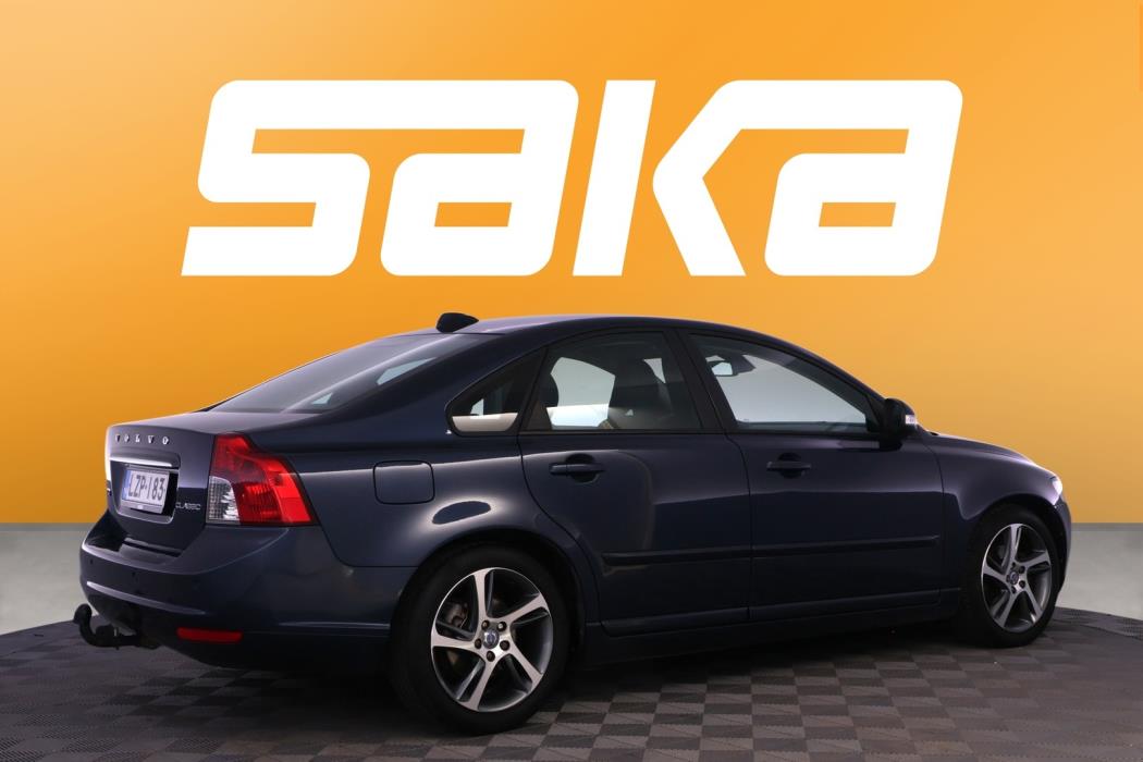 VOLVO S40 2012