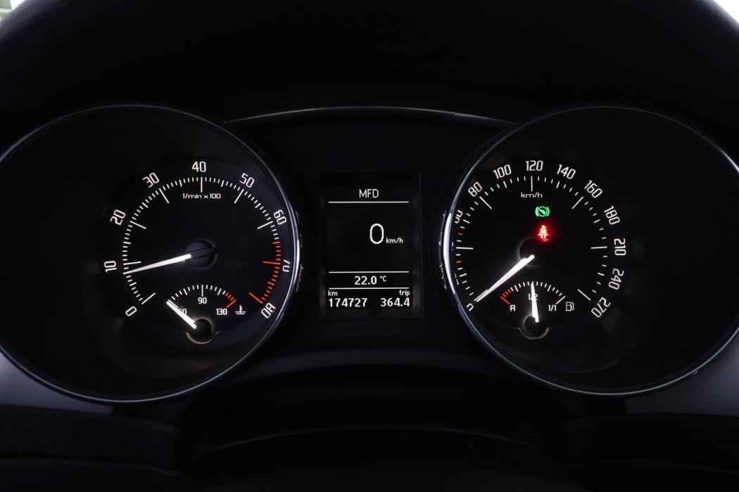 SKODA Superb 2010