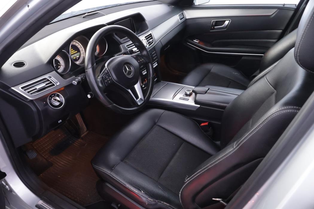 MERCEDES-BENZ E 2015