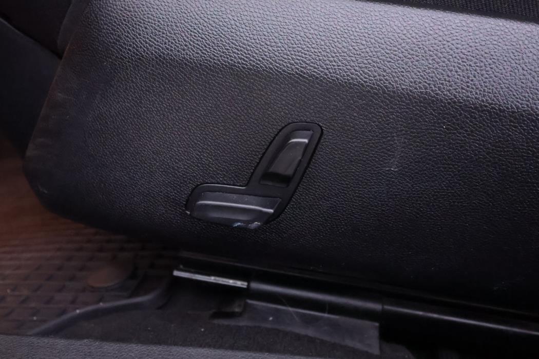 MERCEDES-BENZ E 2015