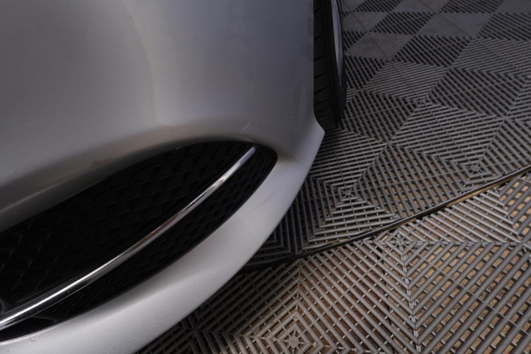 MERCEDES-BENZ E 2015