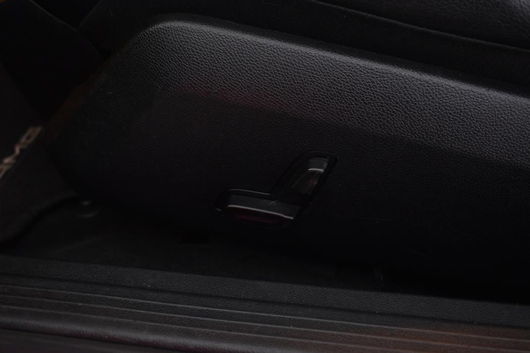 MERCEDES-BENZ E 2011