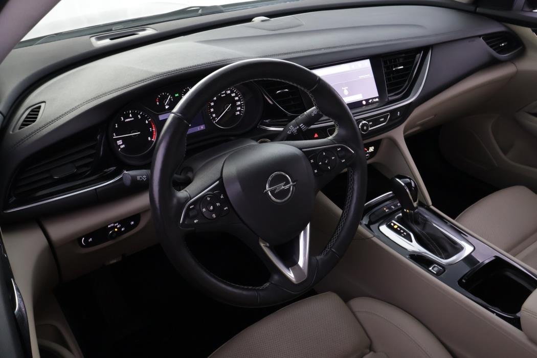 OPEL Insignia 2019