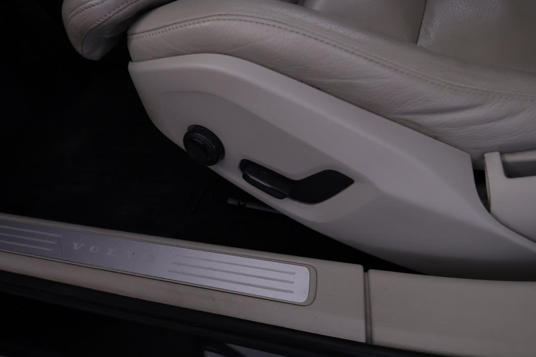 VOLVO V60 2019