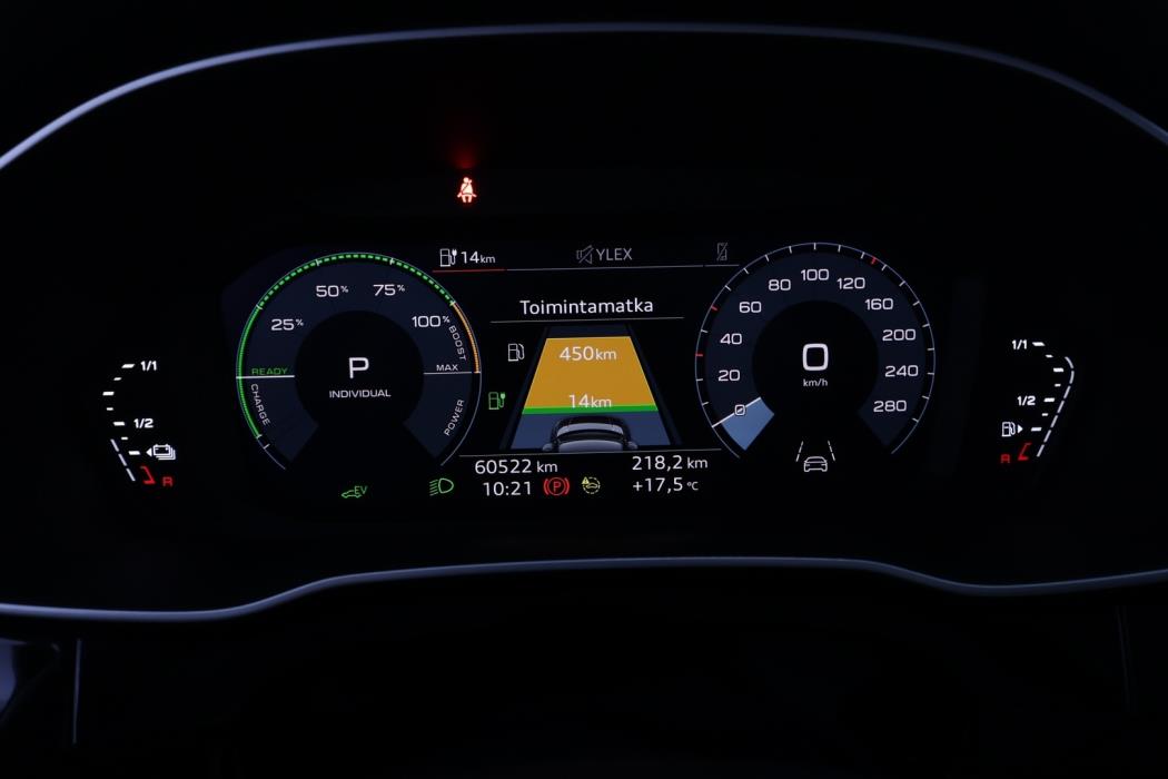 AUDI Q3 2023