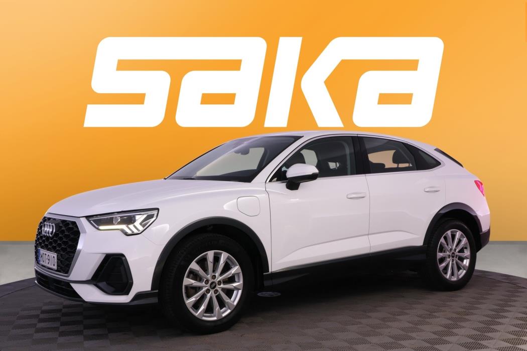 AUDI Q3 2023