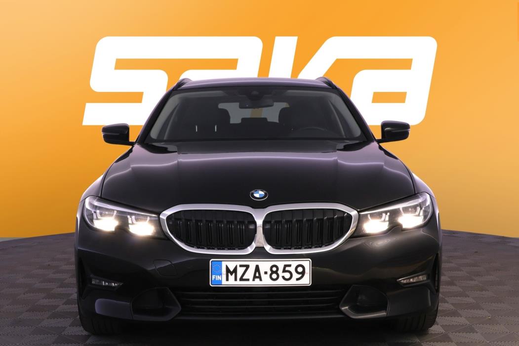 BMW 320 2021