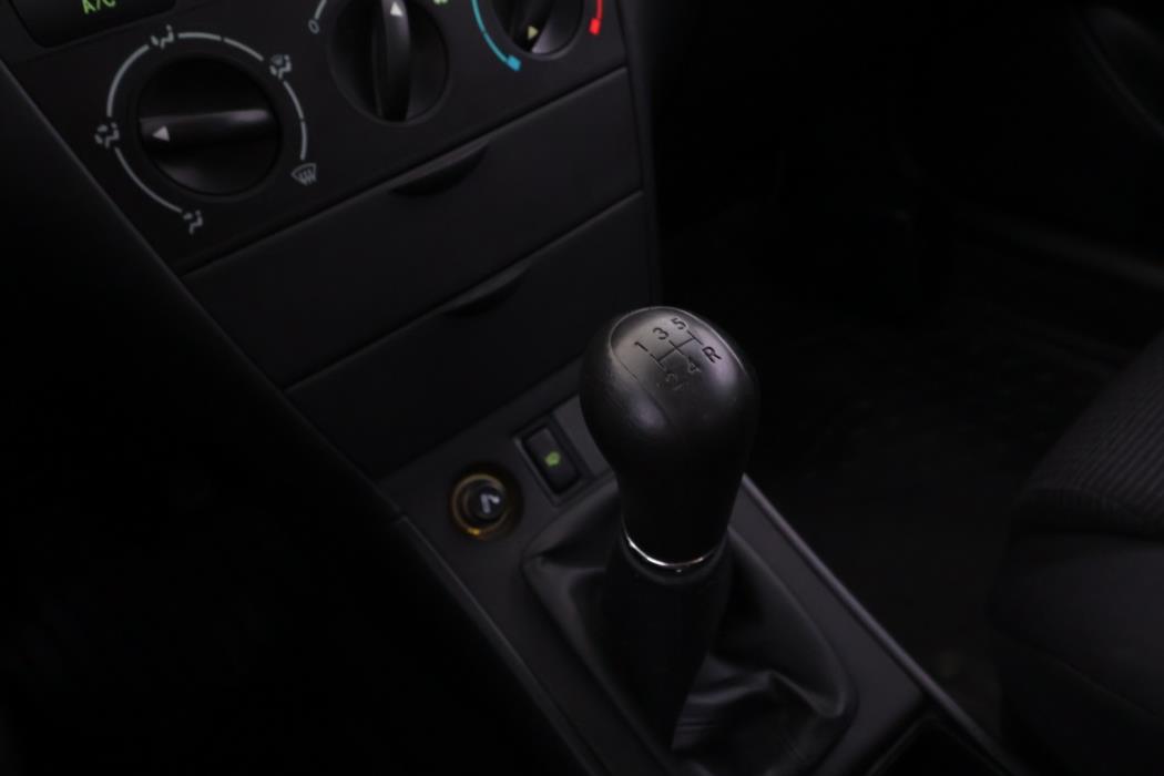 TOYOTA Corolla 2006