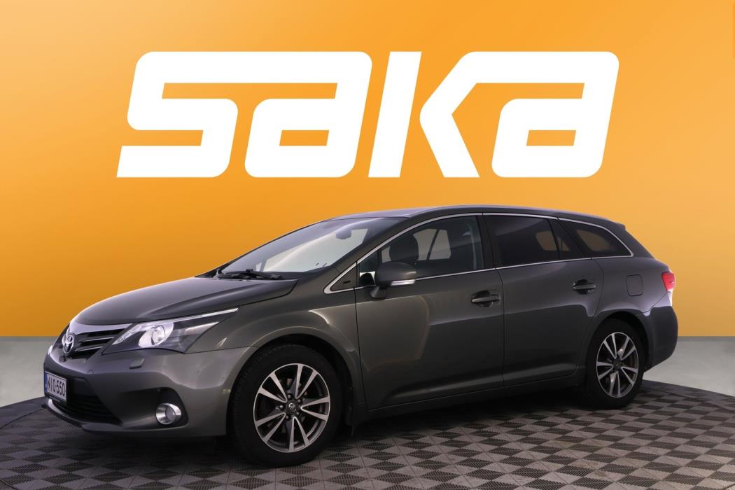 TOYOTA Avensis 2012