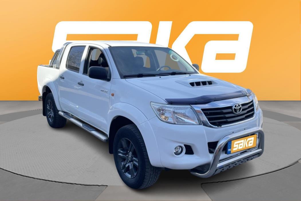 TOYOTA Hilux 2015