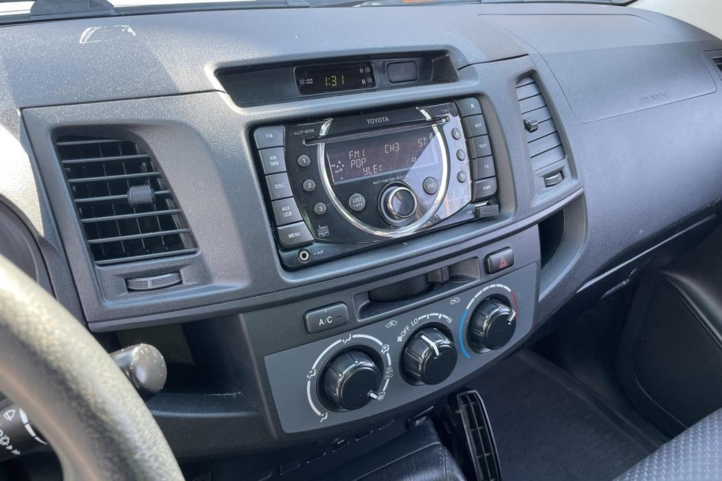 TOYOTA Hilux 2015