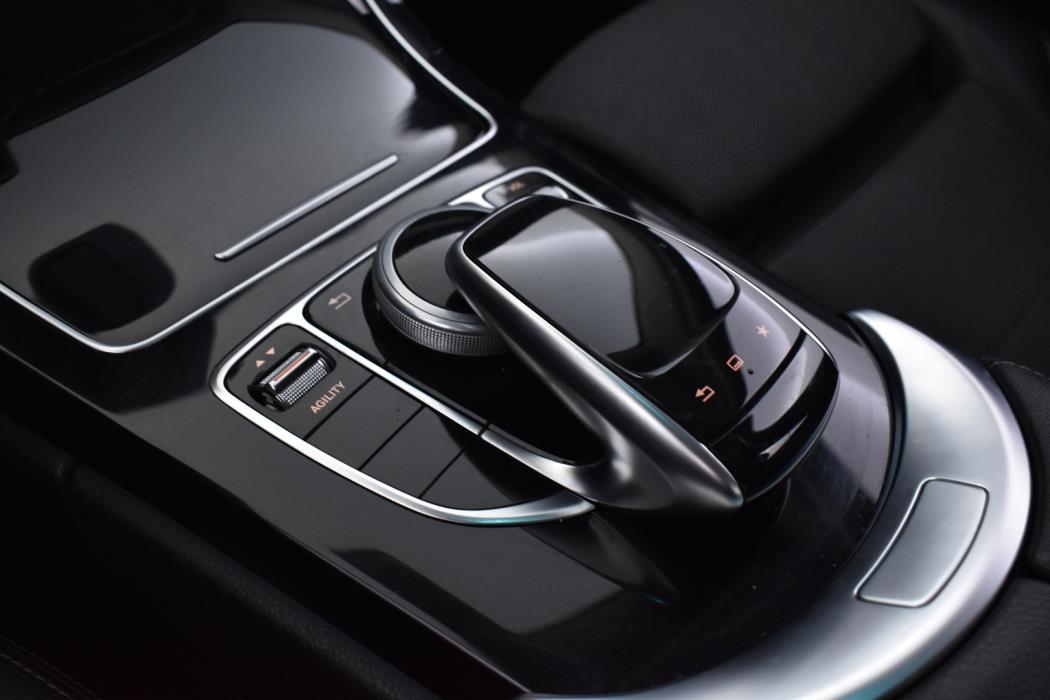 MERCEDES-BENZ C 2015