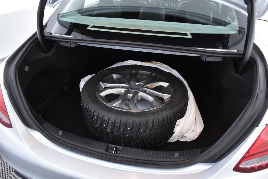 MERCEDES-BENZ C 2015