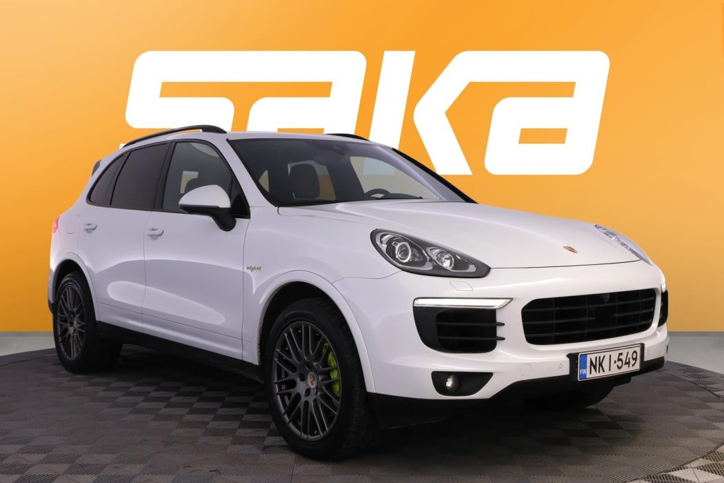 PORSCHE Cayenne 2017