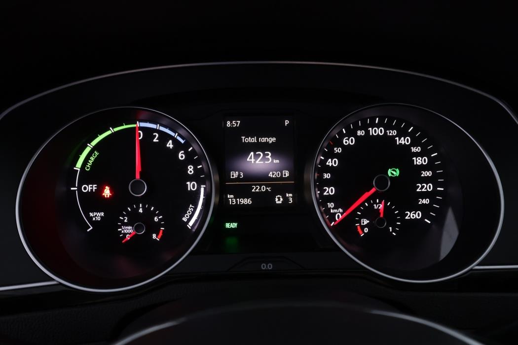 VOLKSWAGEN Passat 2016