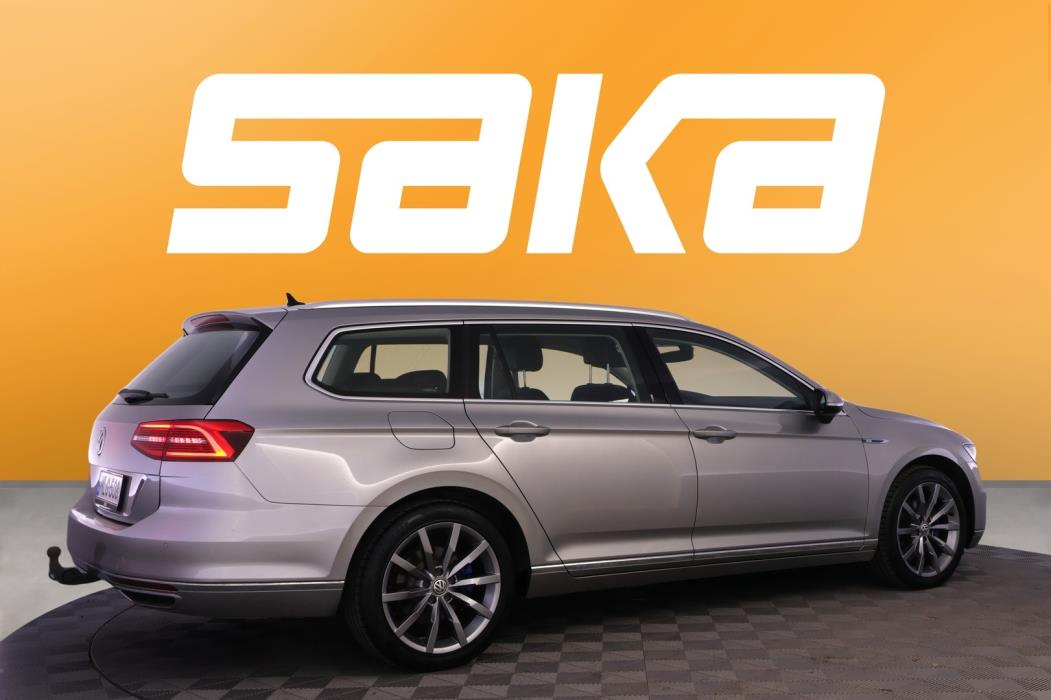 VOLKSWAGEN Passat 2016
