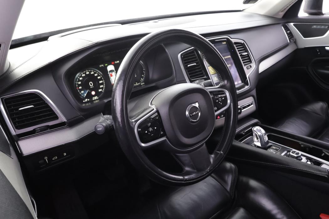 VOLVO XC90 2017