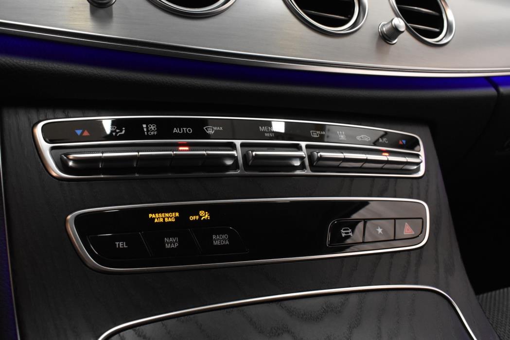 MERCEDES-BENZ E 2021