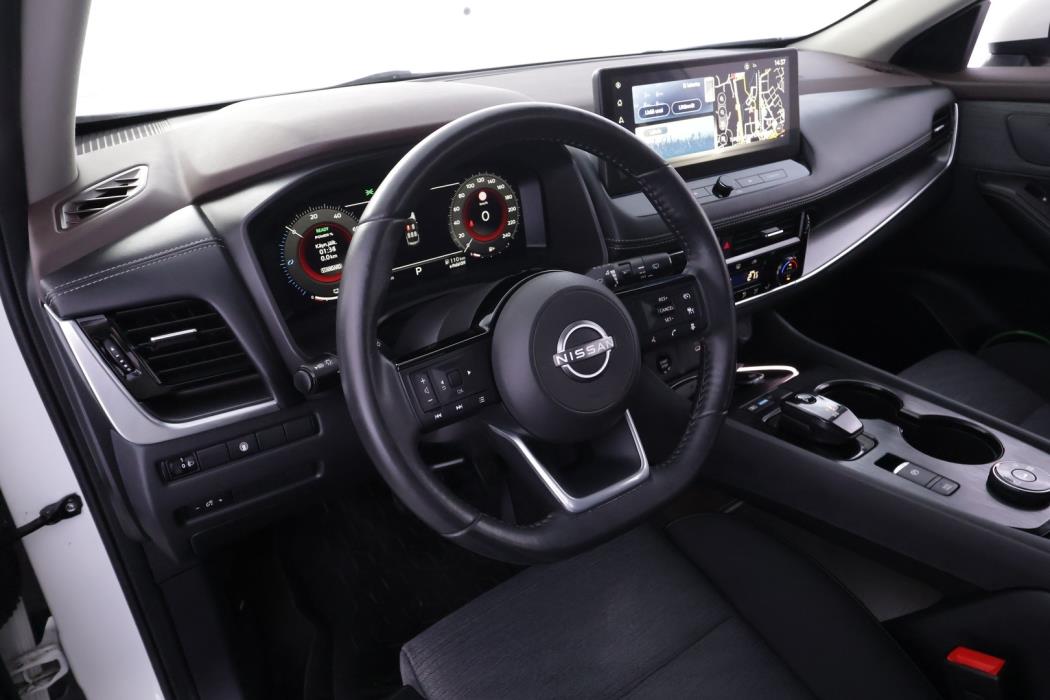 NISSAN X-Trail 2024