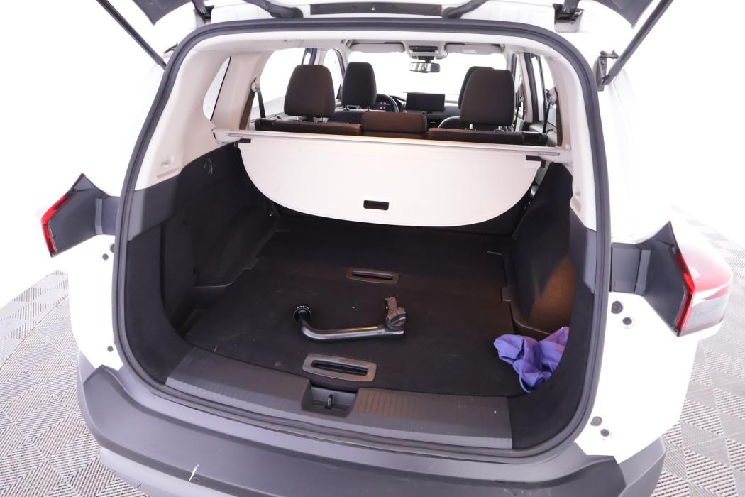 NISSAN X-Trail 2024