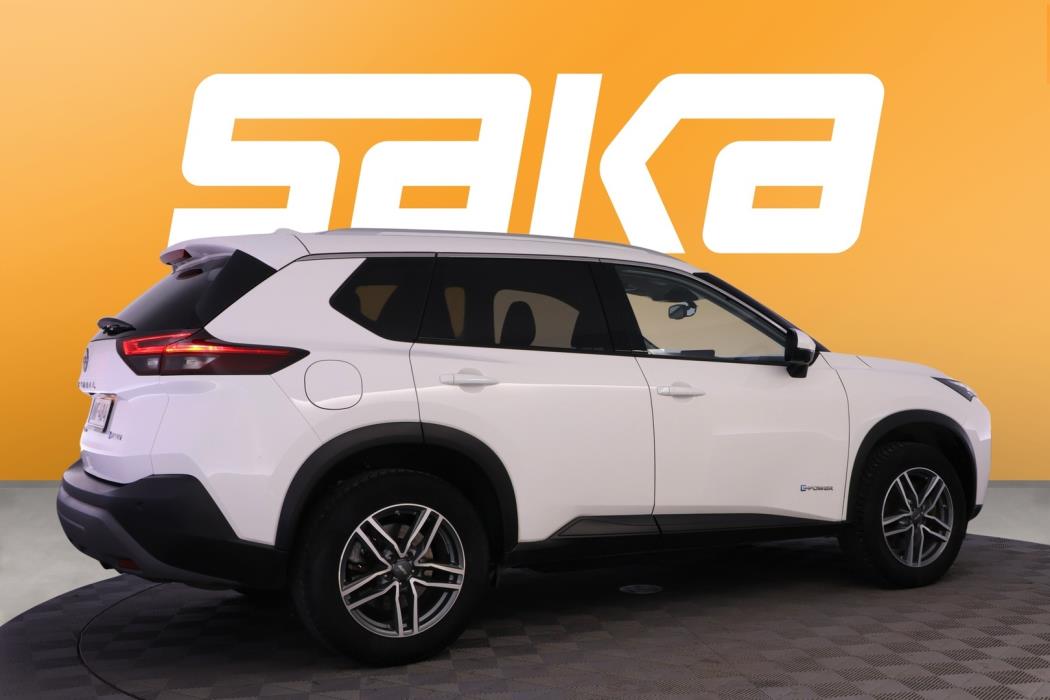 NISSAN X-Trail 2024