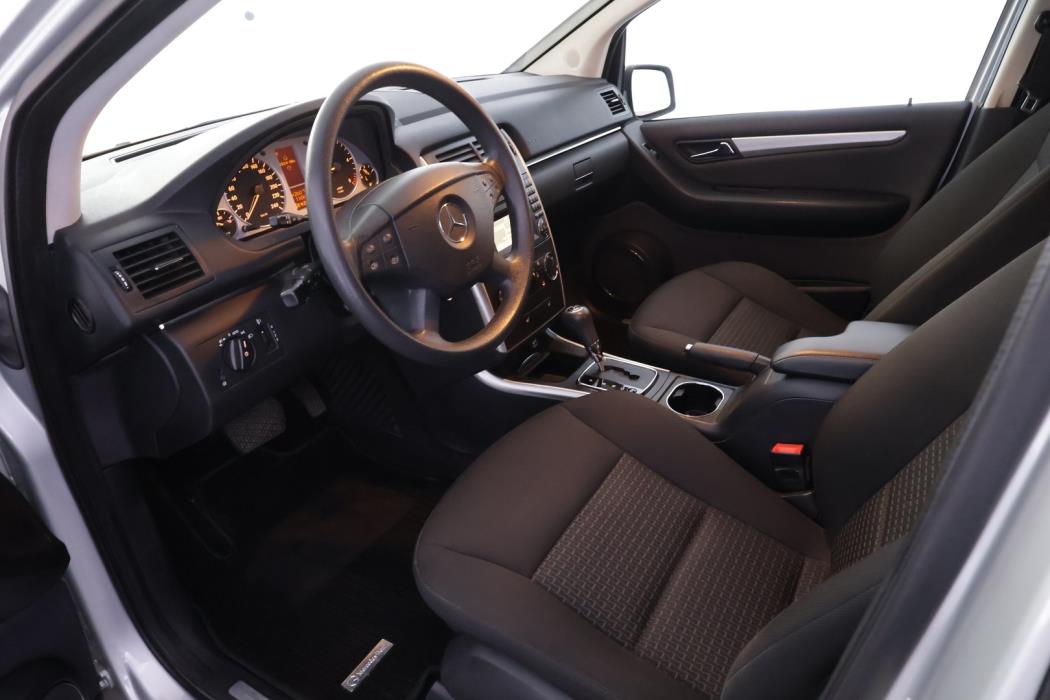 MERCEDES-BENZ B 2008