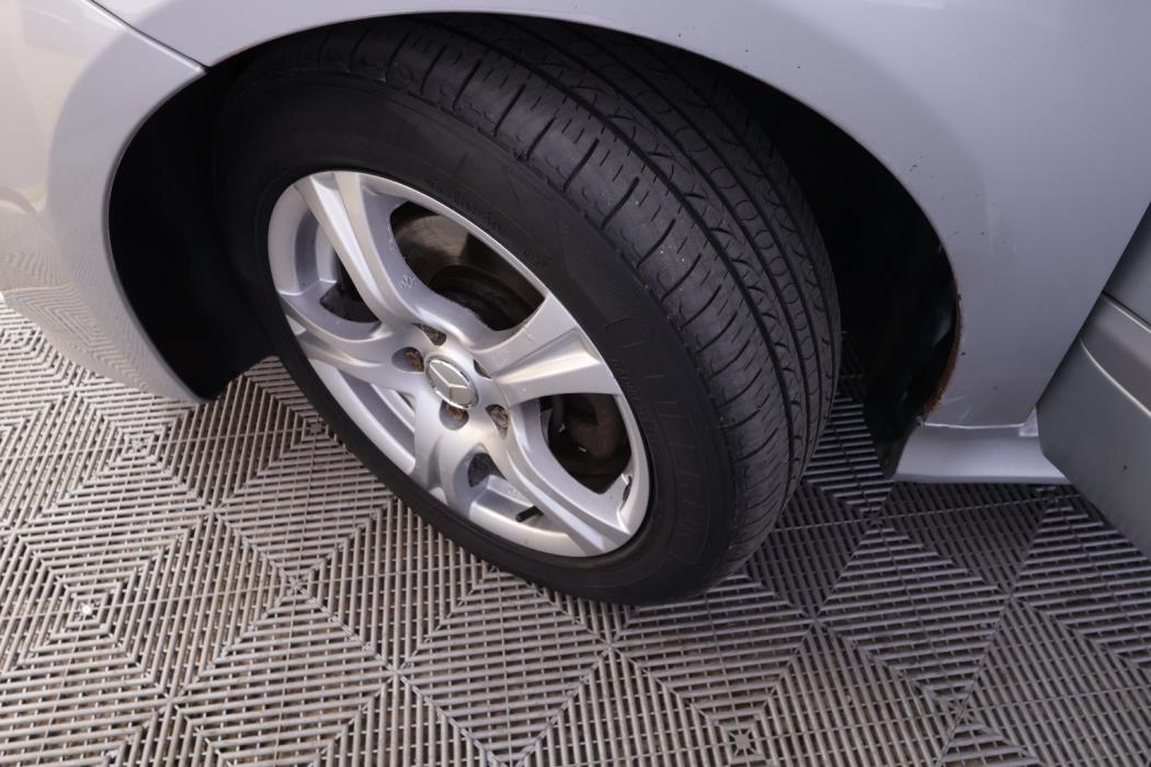MERCEDES-BENZ B 2008