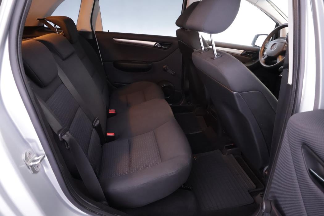 MERCEDES-BENZ B 2008