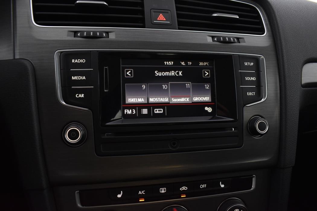 VOLKSWAGEN Golf 2014