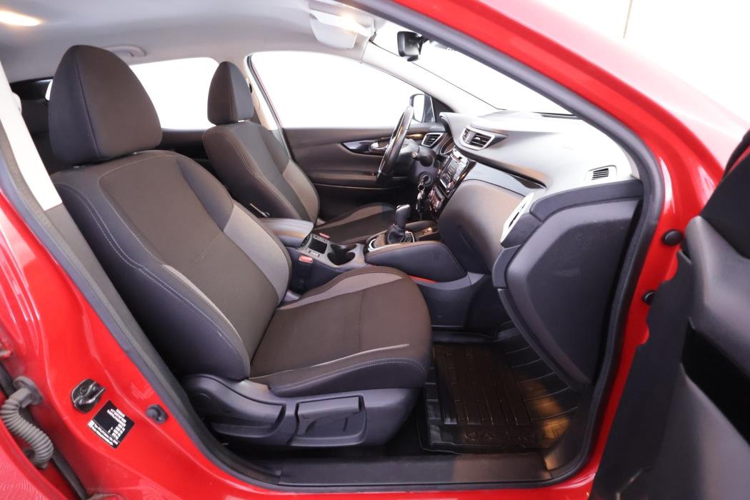 NISSAN Qashqai 2019