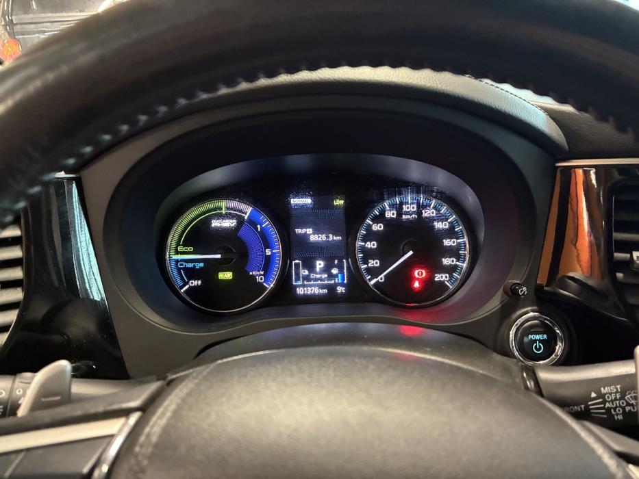 MITSUBISHI Outlander PHEV 2019