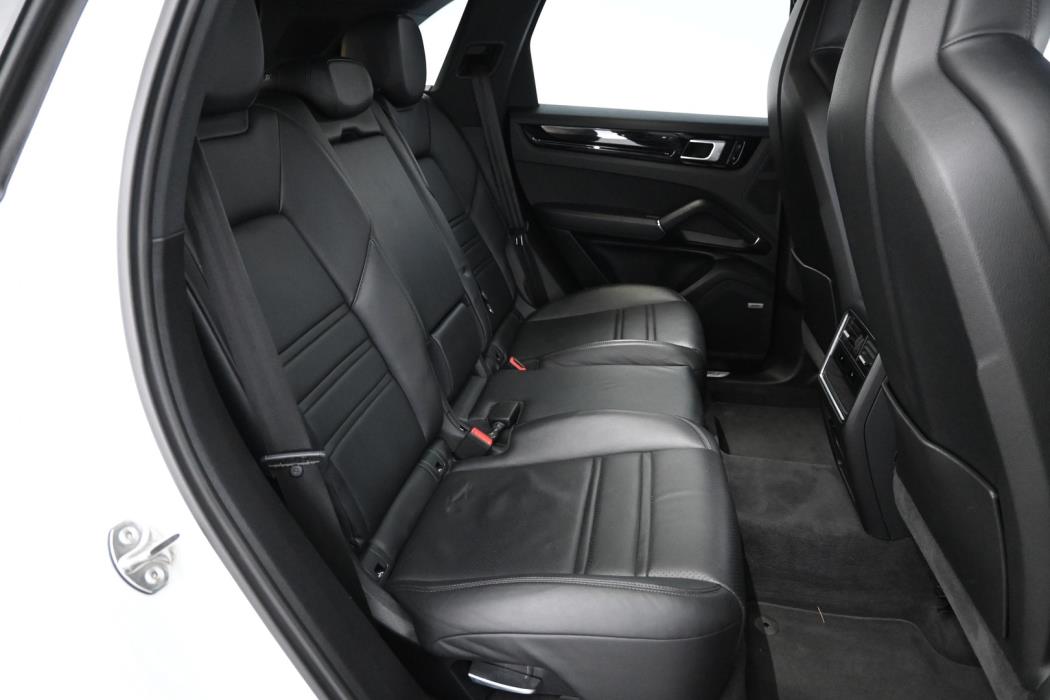 PORSCHE Cayenne 2020