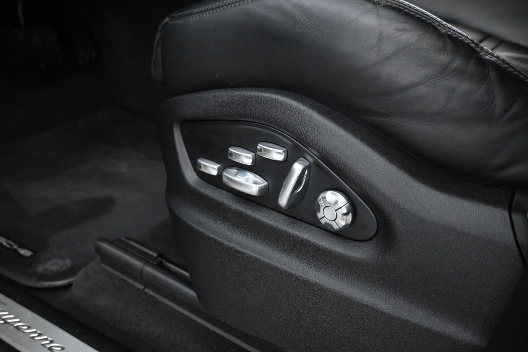 PORSCHE Cayenne 2020