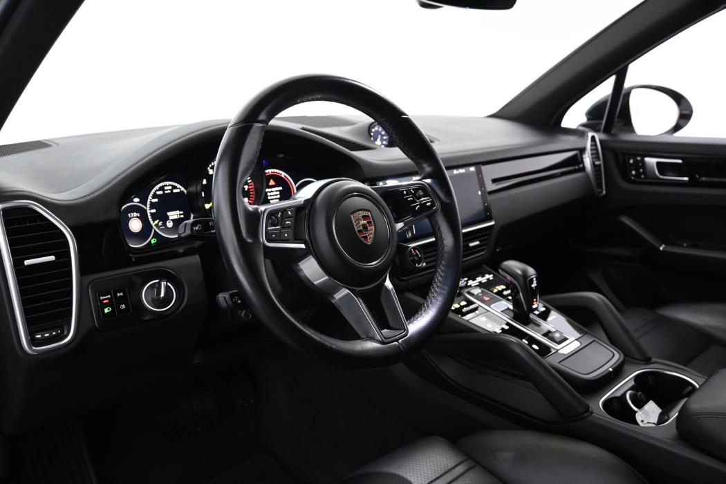 PORSCHE Cayenne 2020