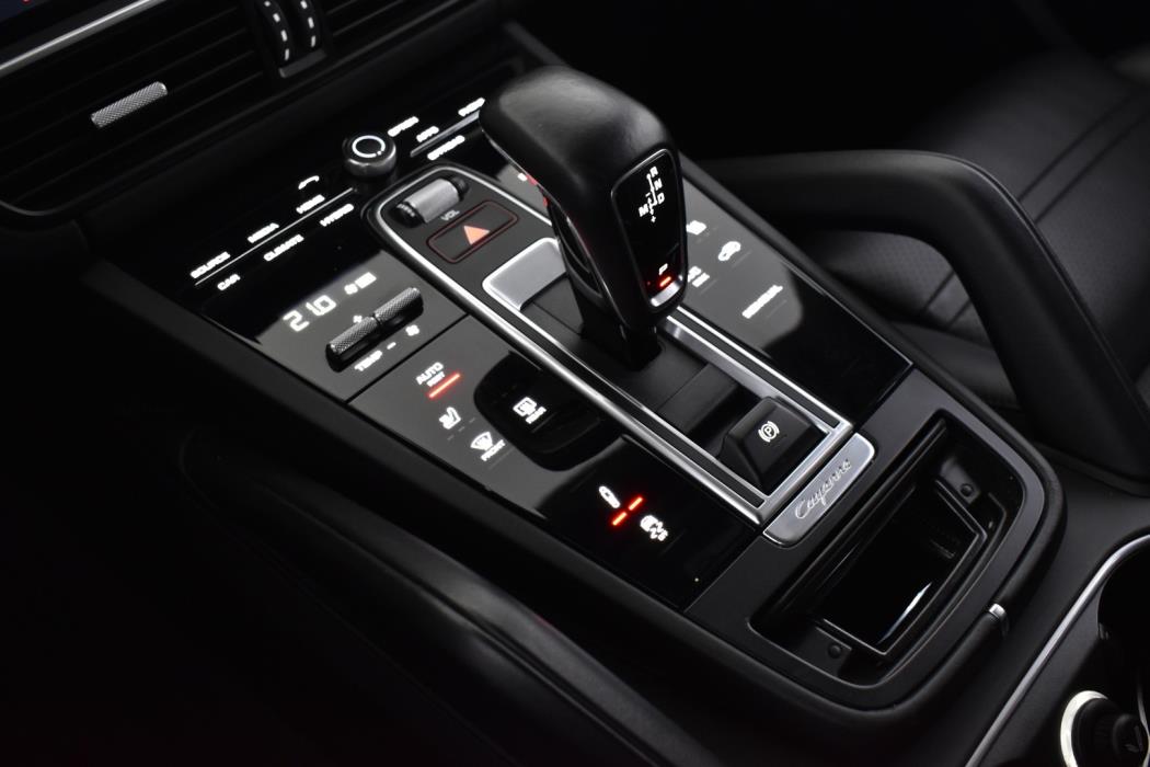 PORSCHE Cayenne 2020