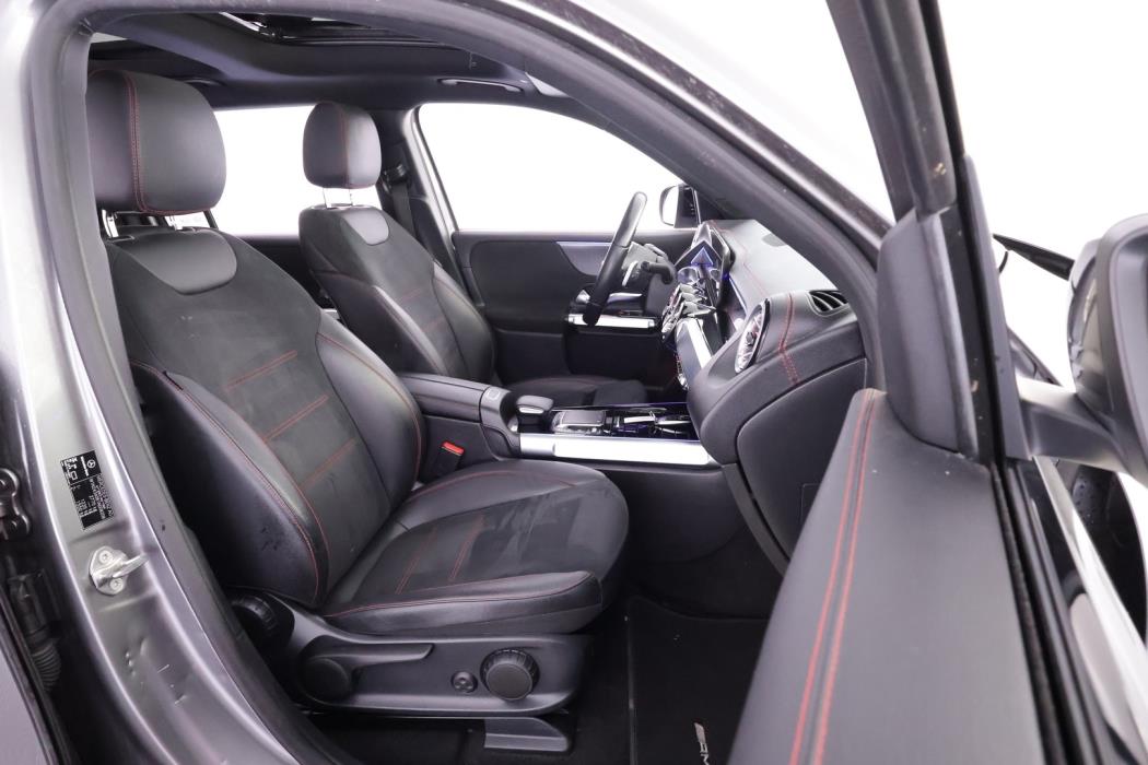MERCEDES-BENZ EQB 2022