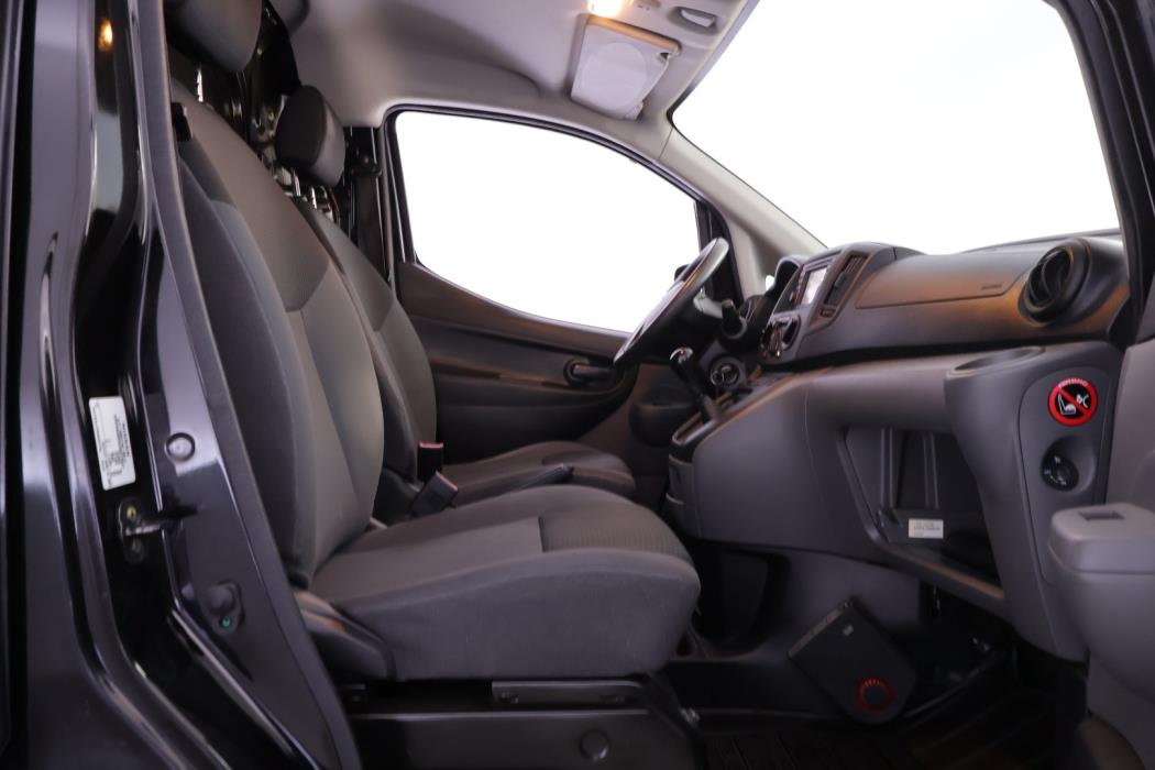 NISSAN NV200 2014