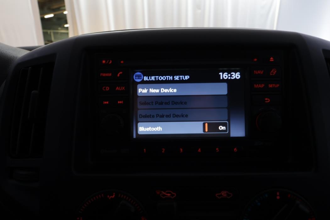NISSAN NV200 2014