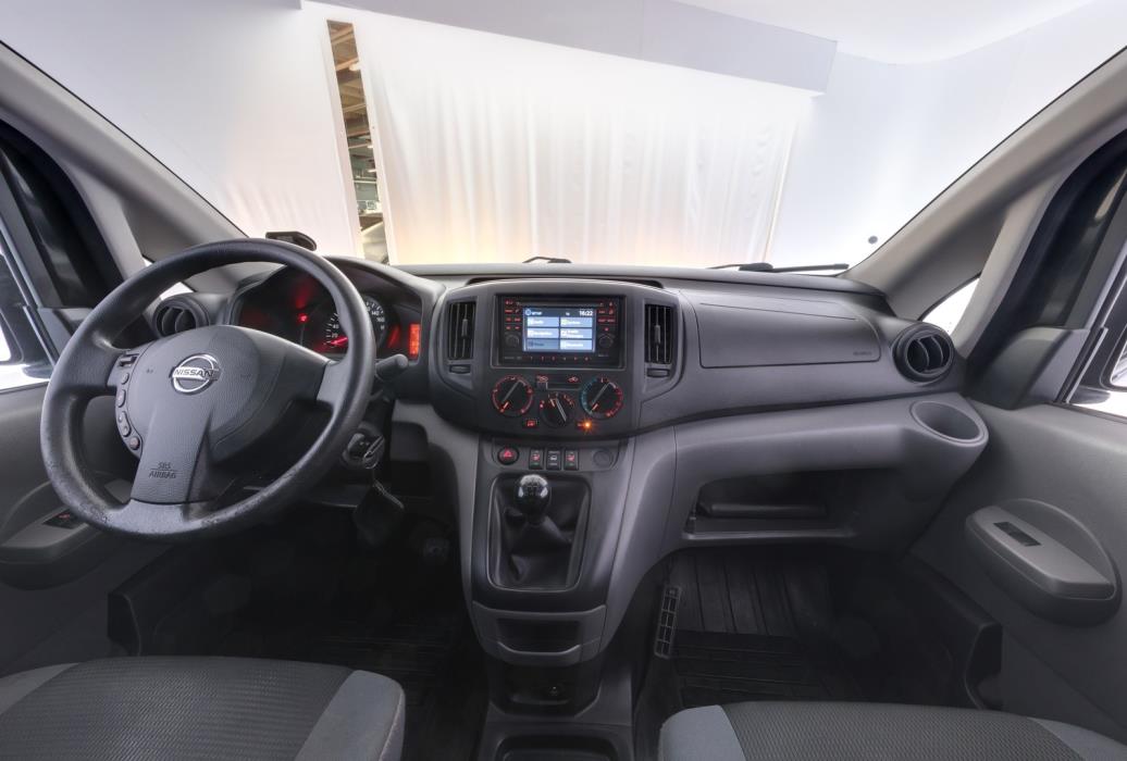 NISSAN NV200 2014
