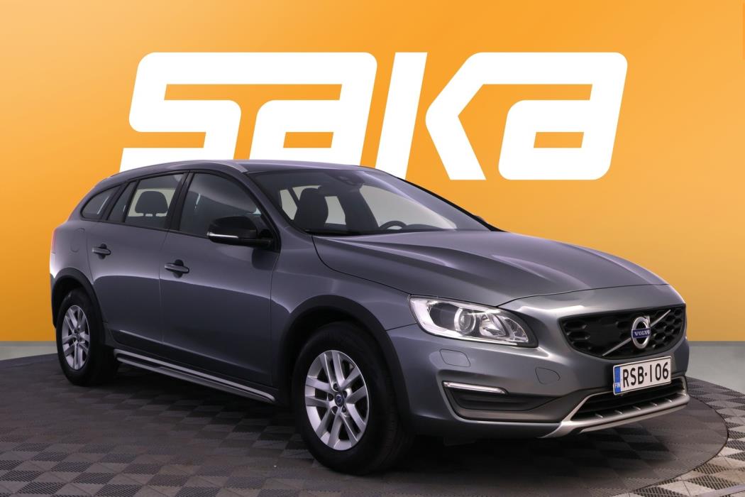 VOLVO V60 Cross Country 2016
