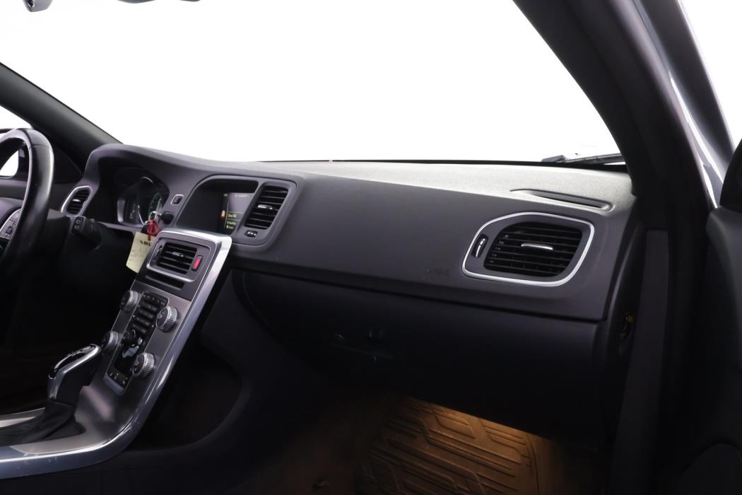 VOLVO V60 Cross Country 2016