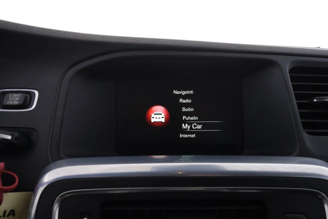 VOLVO V60 Cross Country 2016