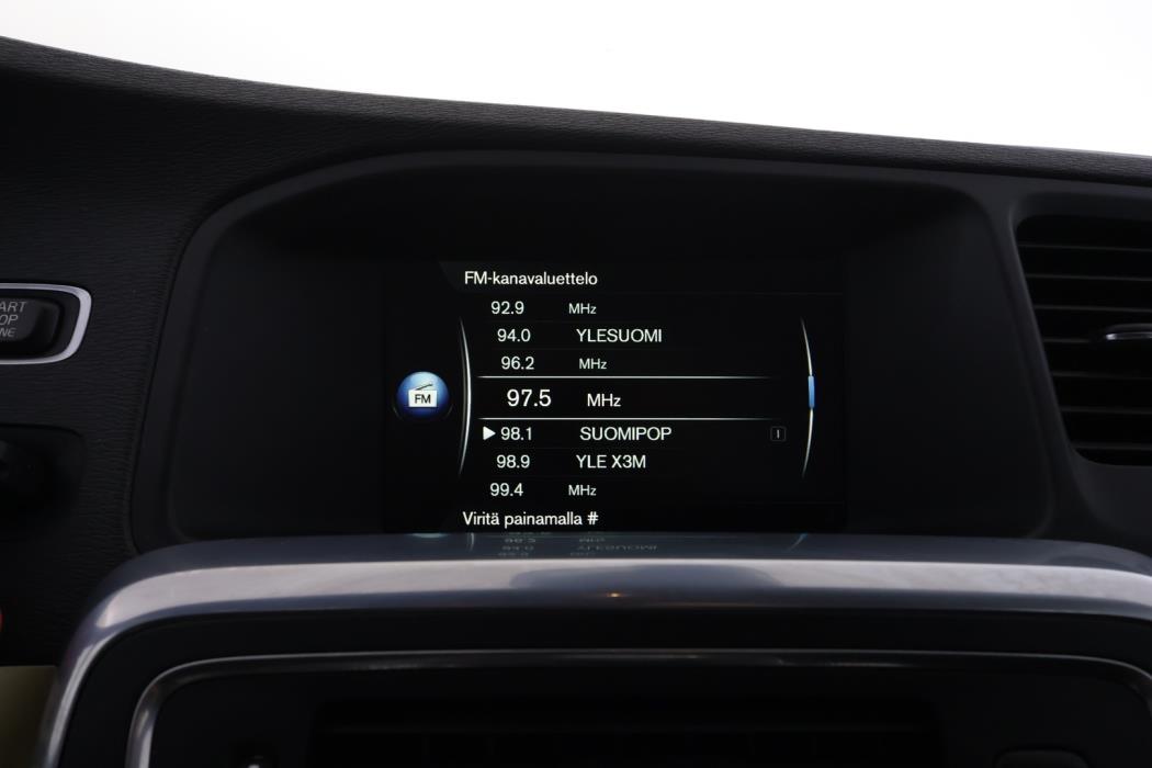 VOLVO V60 Cross Country 2016
