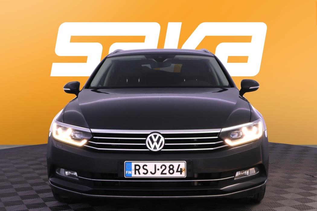VOLKSWAGEN Passat 2016
