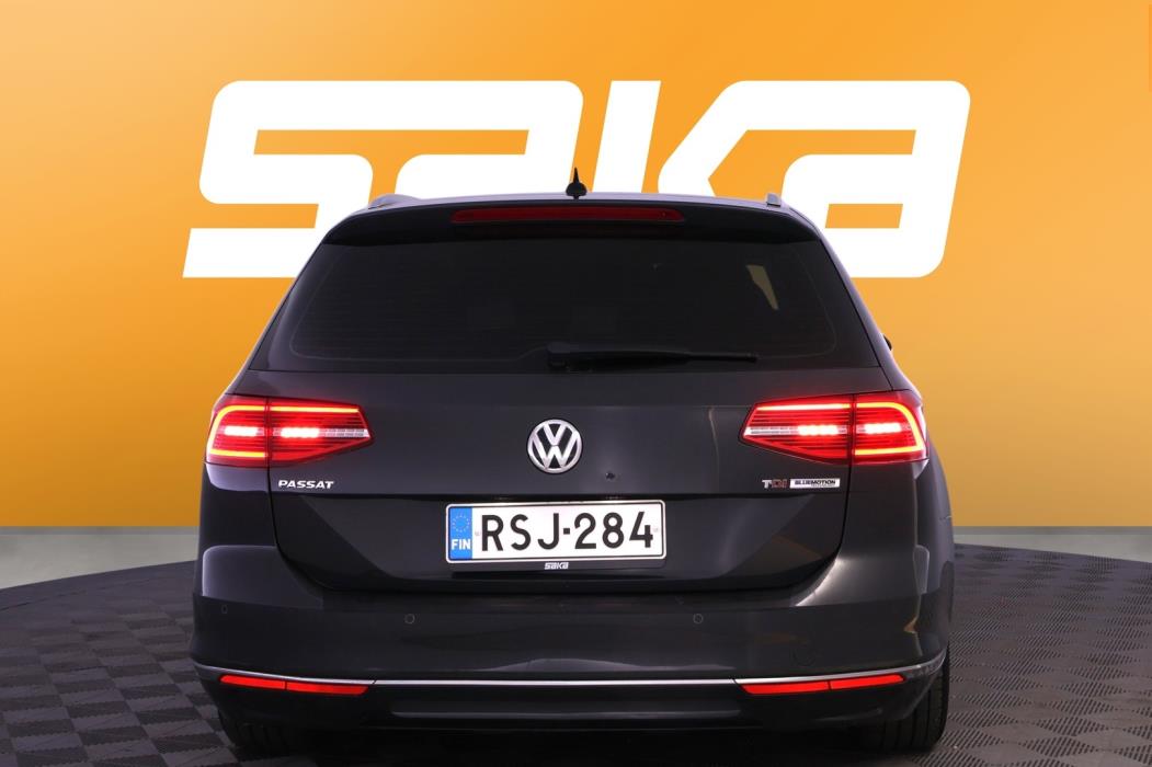 VOLKSWAGEN Passat 2016