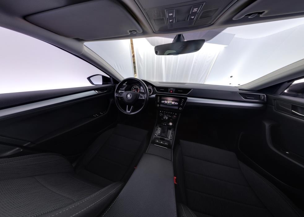 SKODA Superb 2019