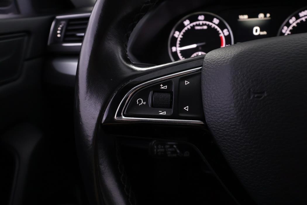 SKODA Superb 2019