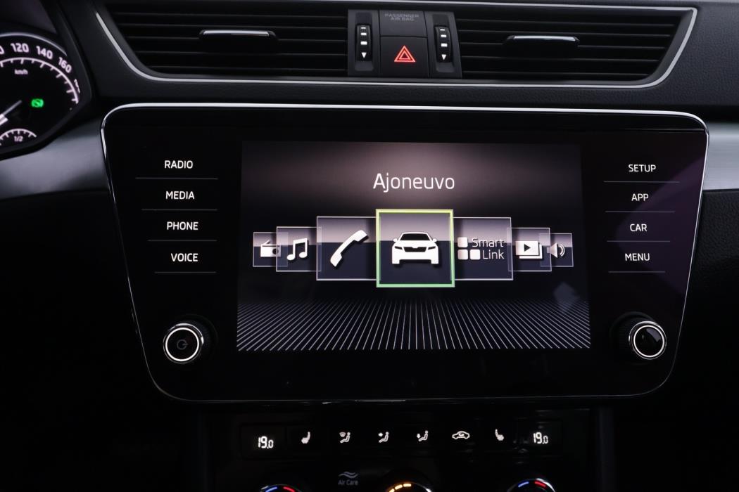 SKODA Superb 2019