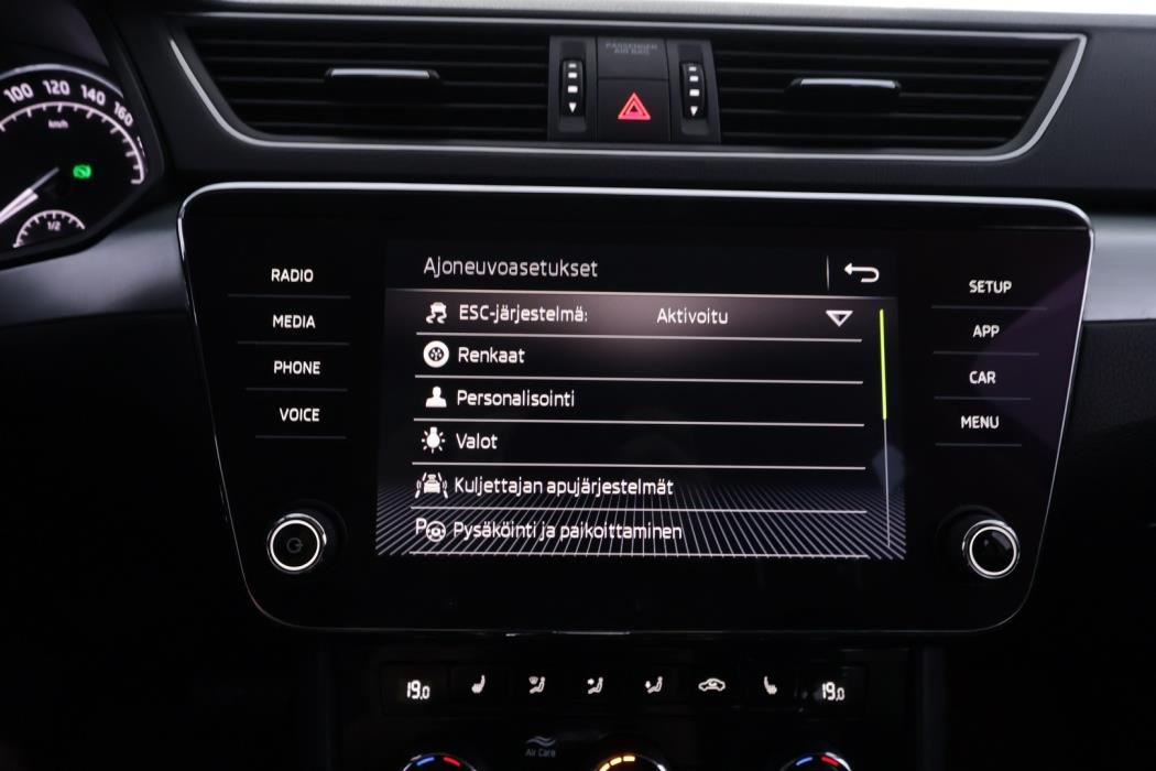 SKODA Superb 2019